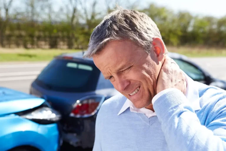 Calcular indemnización por accidente de tránsito